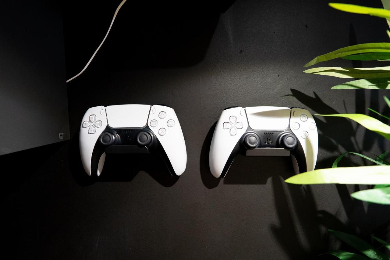 Capsule Cinema - Balneo Home Cinema Playstation 5 วาลองเซียนส์ ภายนอก รูปภาพ