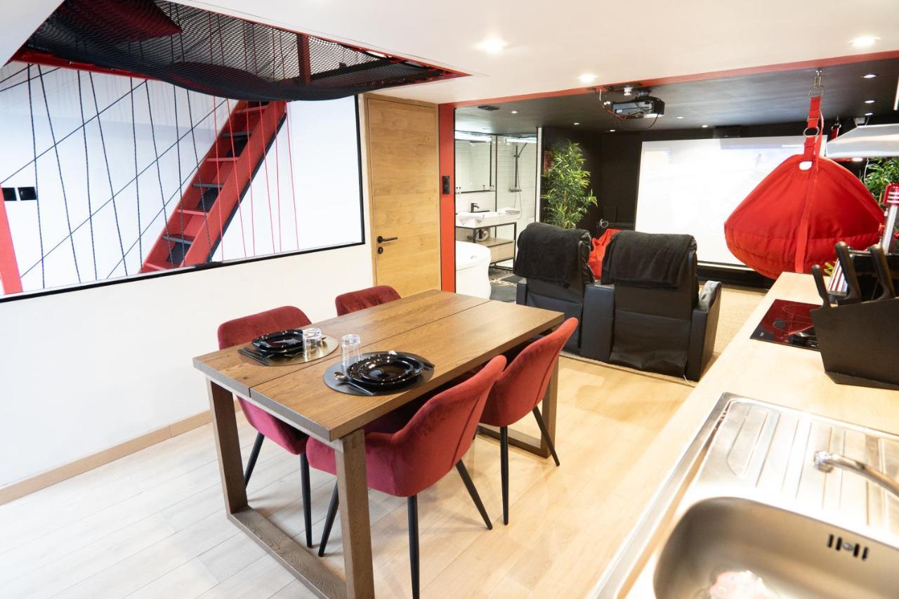 Capsule Cinema - Balneo Home Cinema Playstation 5 วาลองเซียนส์ ภายนอก รูปภาพ