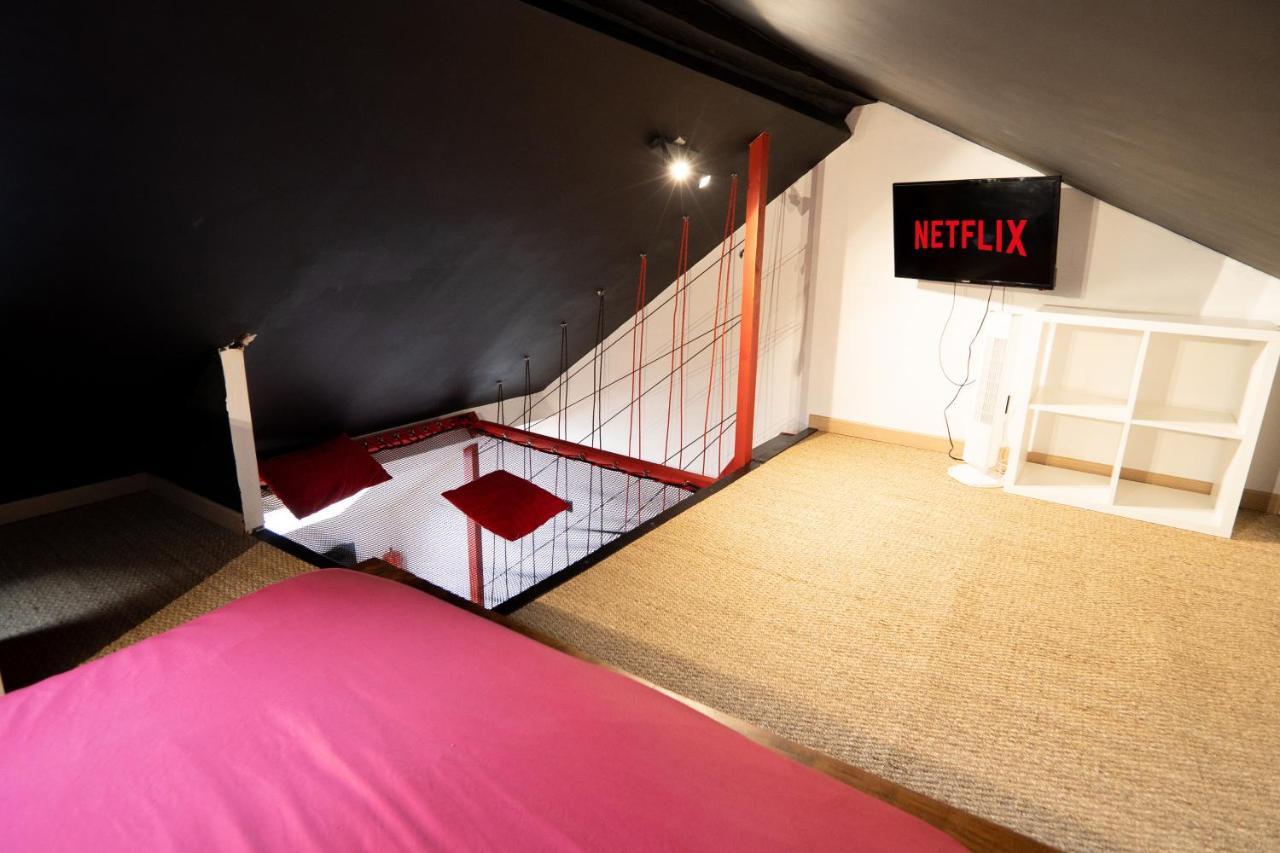 Capsule Cinema - Balneo Home Cinema Playstation 5 วาลองเซียนส์ ภายนอก รูปภาพ